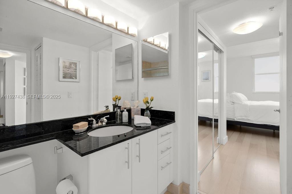 1625 Kennedy Cswy #1004D North Bay Village, FL 33141