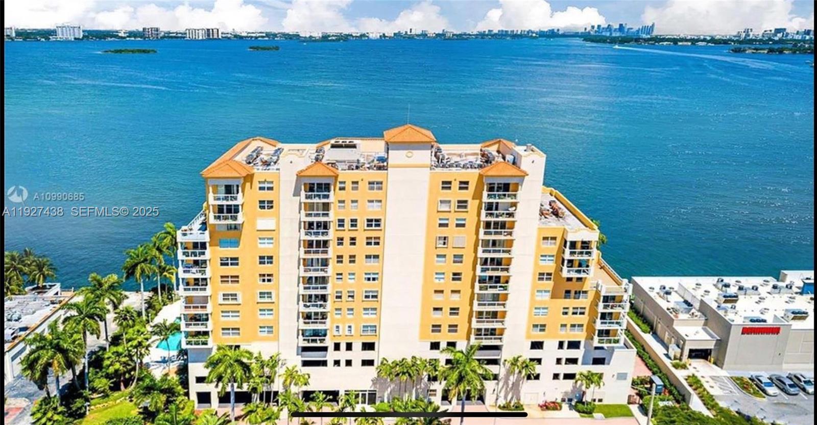 1625 Kennedy Cswy #1004D North Bay Village, FL 33141