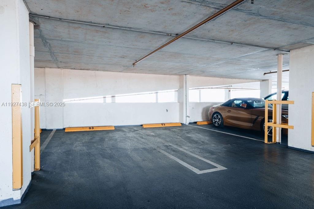 1625 Kennedy Cswy #1004D North Bay Village, FL 33141