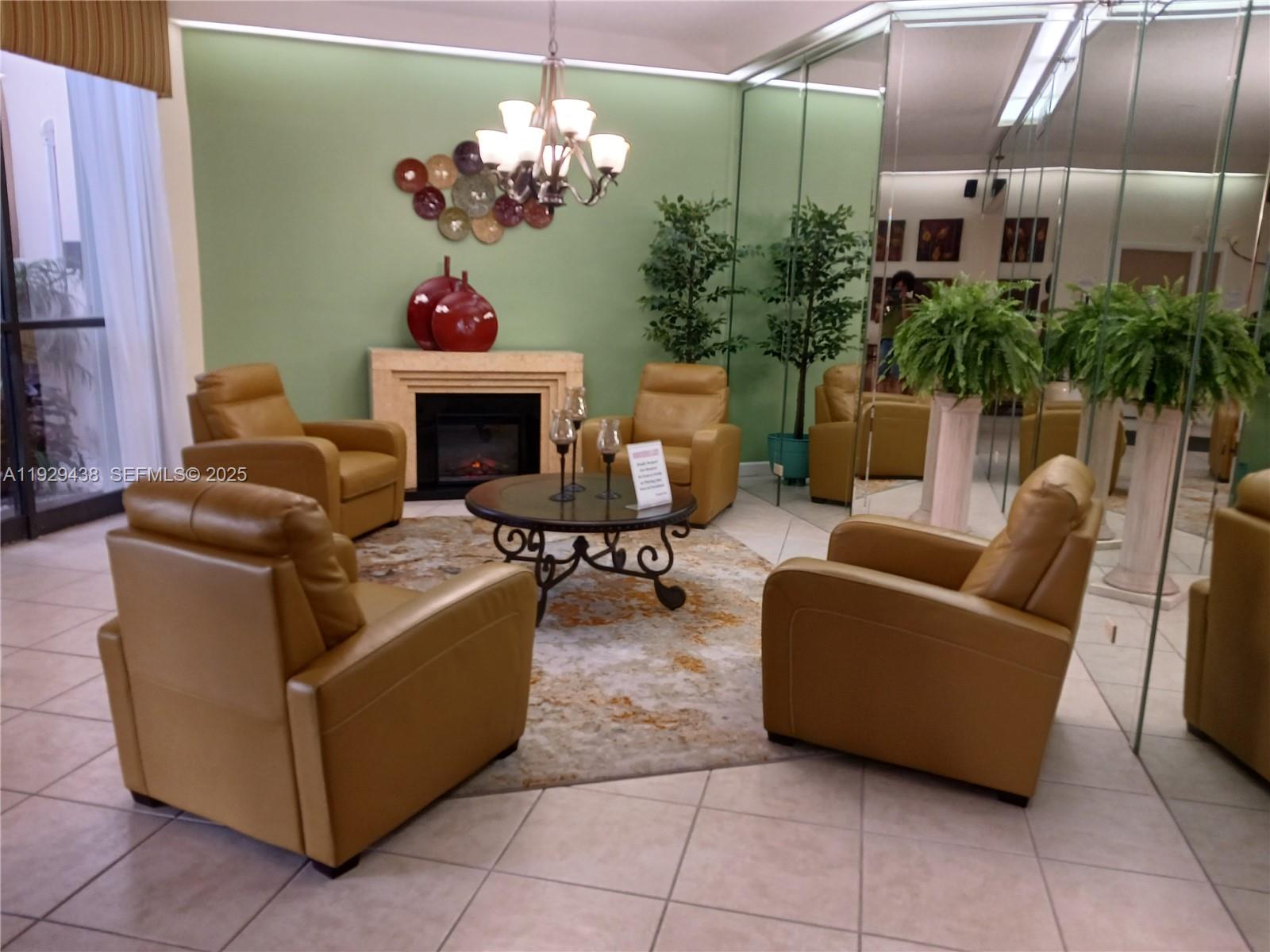 1100 St Charles Pl #719 Pembroke Pines, FL 33026