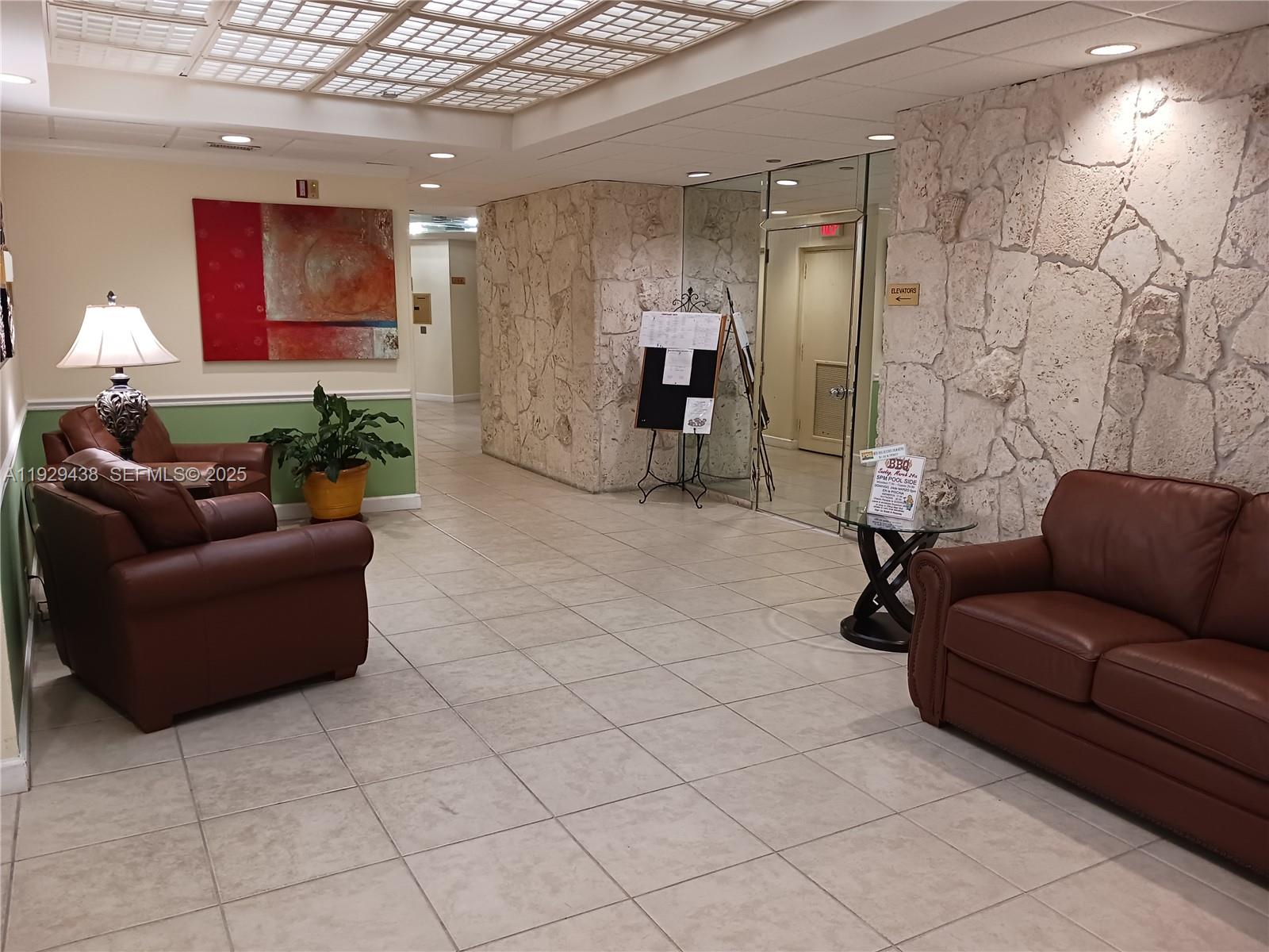 1100 St Charles Pl #719 Pembroke Pines, FL 33026