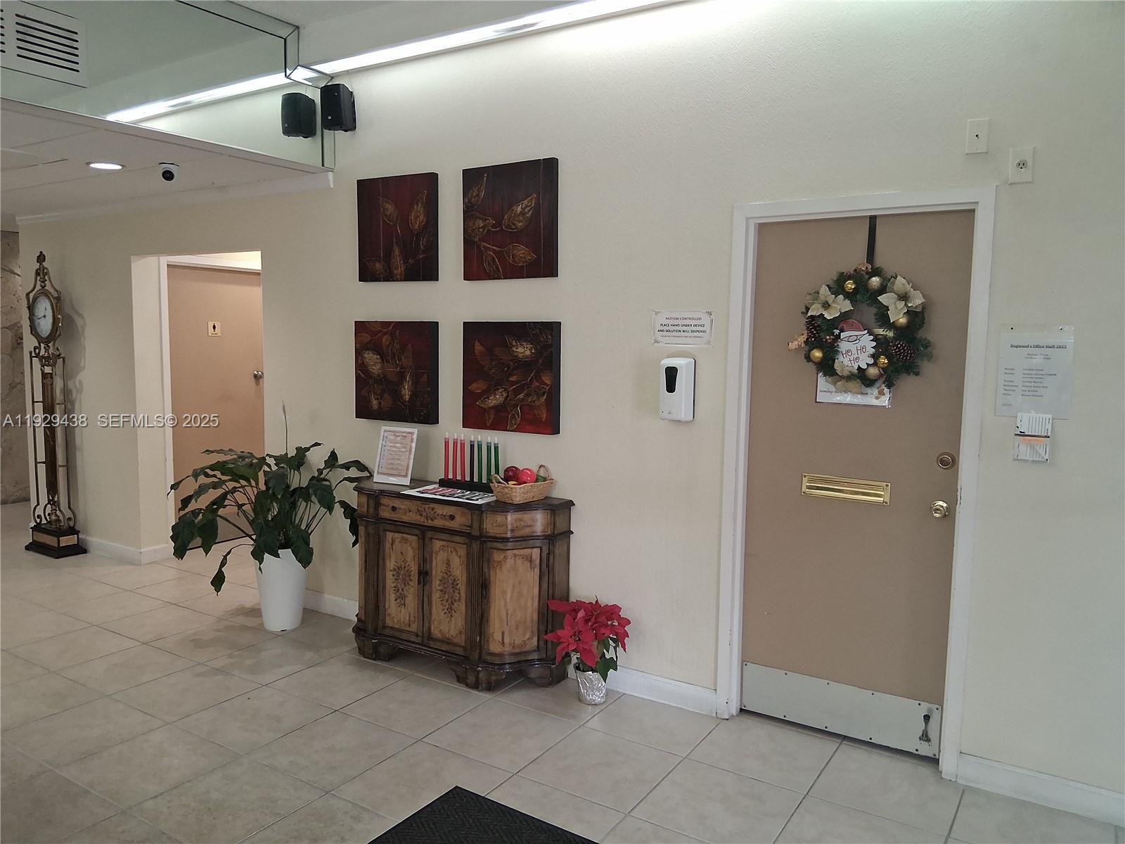 1100 St Charles Pl #719 Pembroke Pines, FL 33026