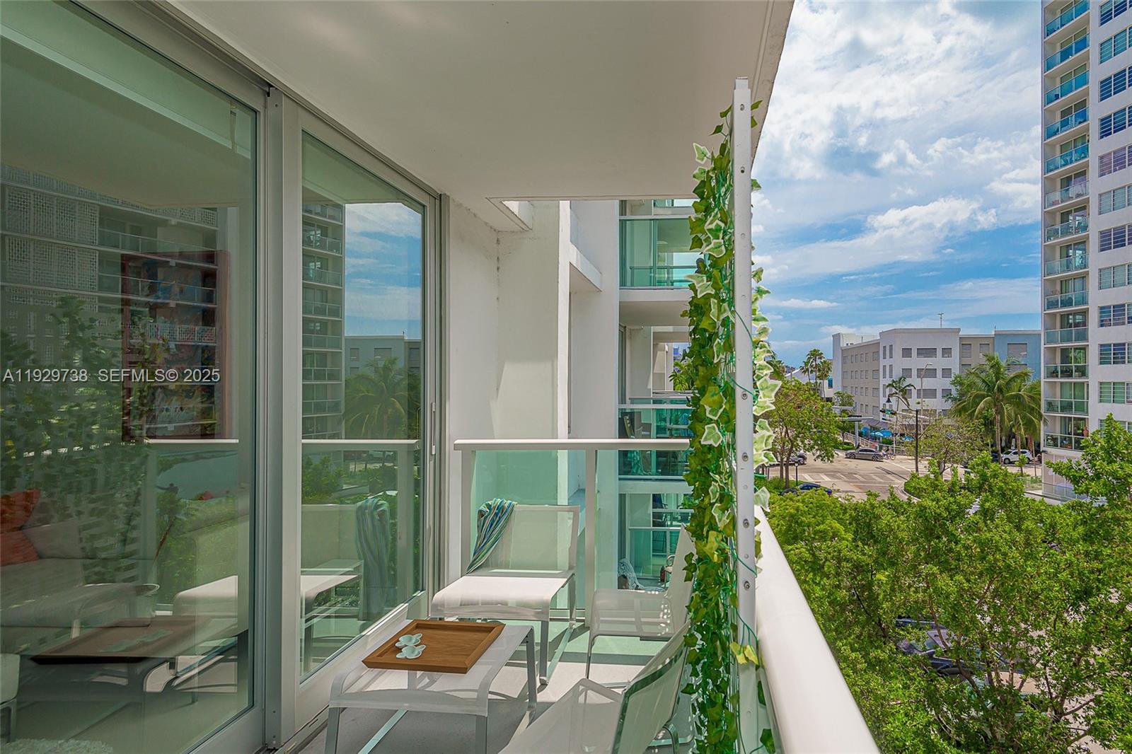 1000 West Ave #327 Miami Beach, FL 33139