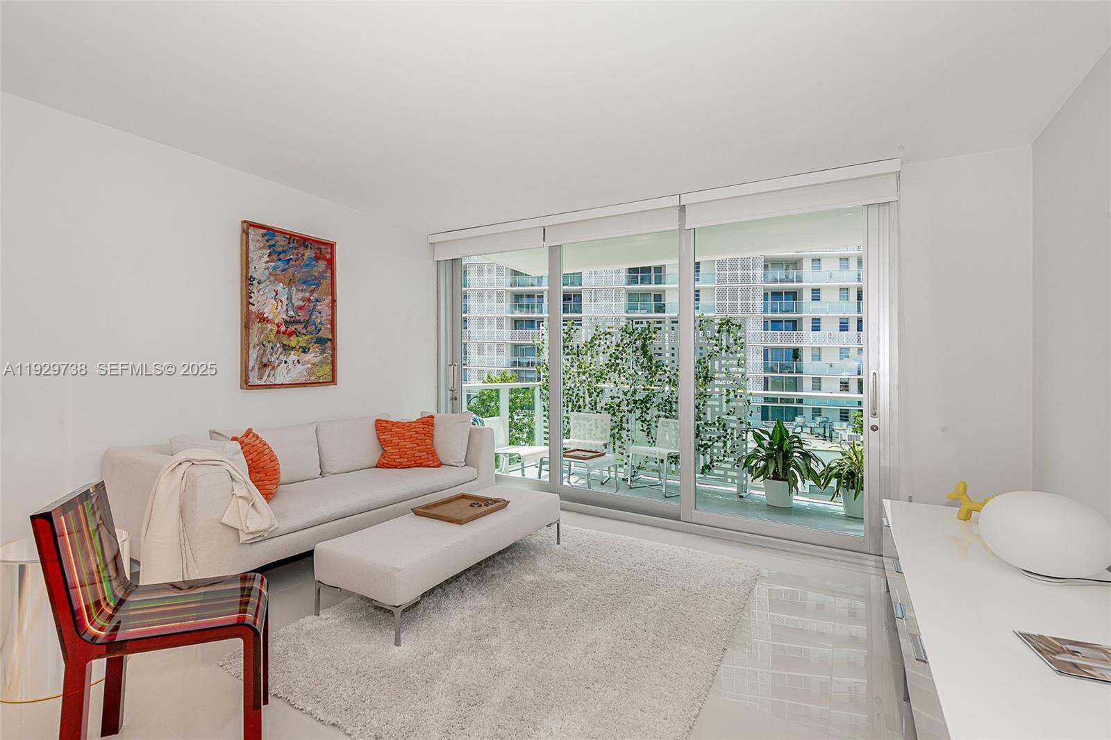 1000 West Ave #327 Miami Beach, FL 33139