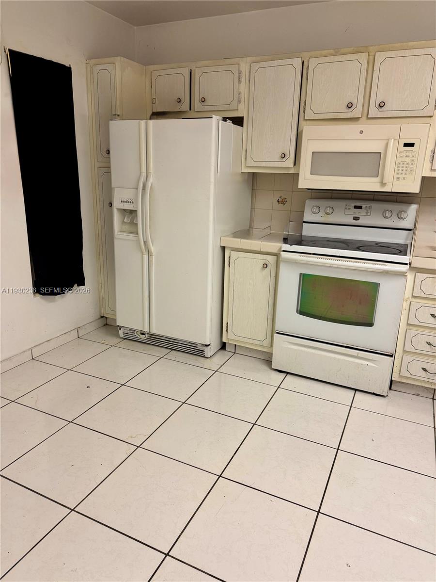 11234 SW 169th St #V3443 Miami, FL 33157