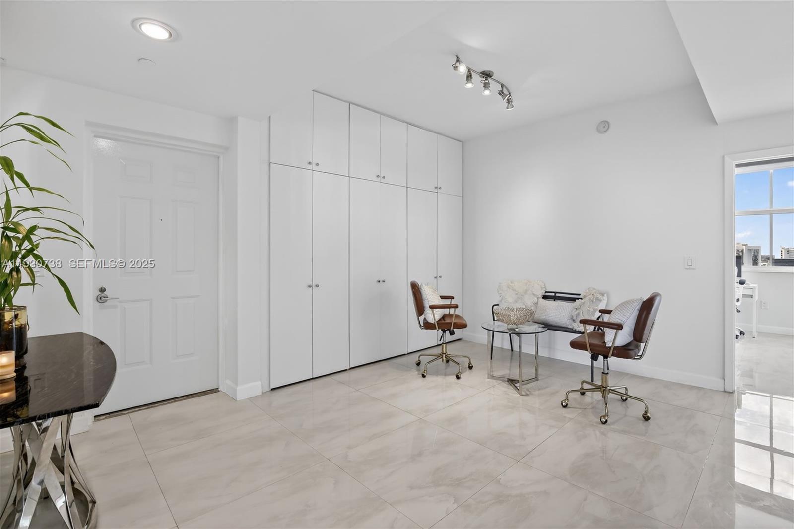 3340 NE 190th St #1101 Aventura, FL 33180