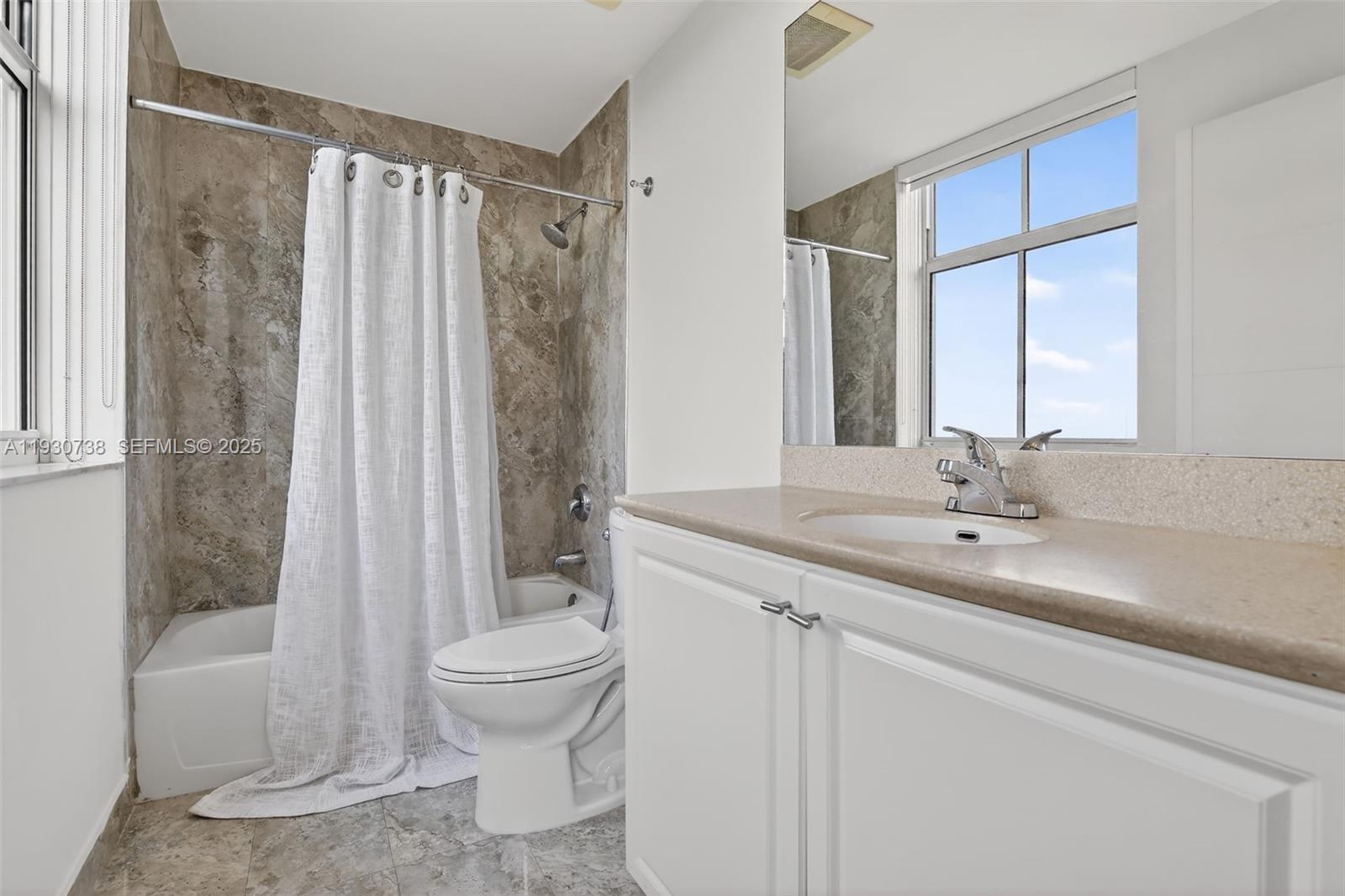 3340 NE 190th St #1101 Aventura, FL 33180