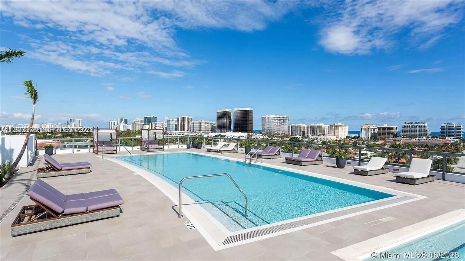 9261 E Bay Hbr Dr #305 Bay Harbor Islands, FL 33154