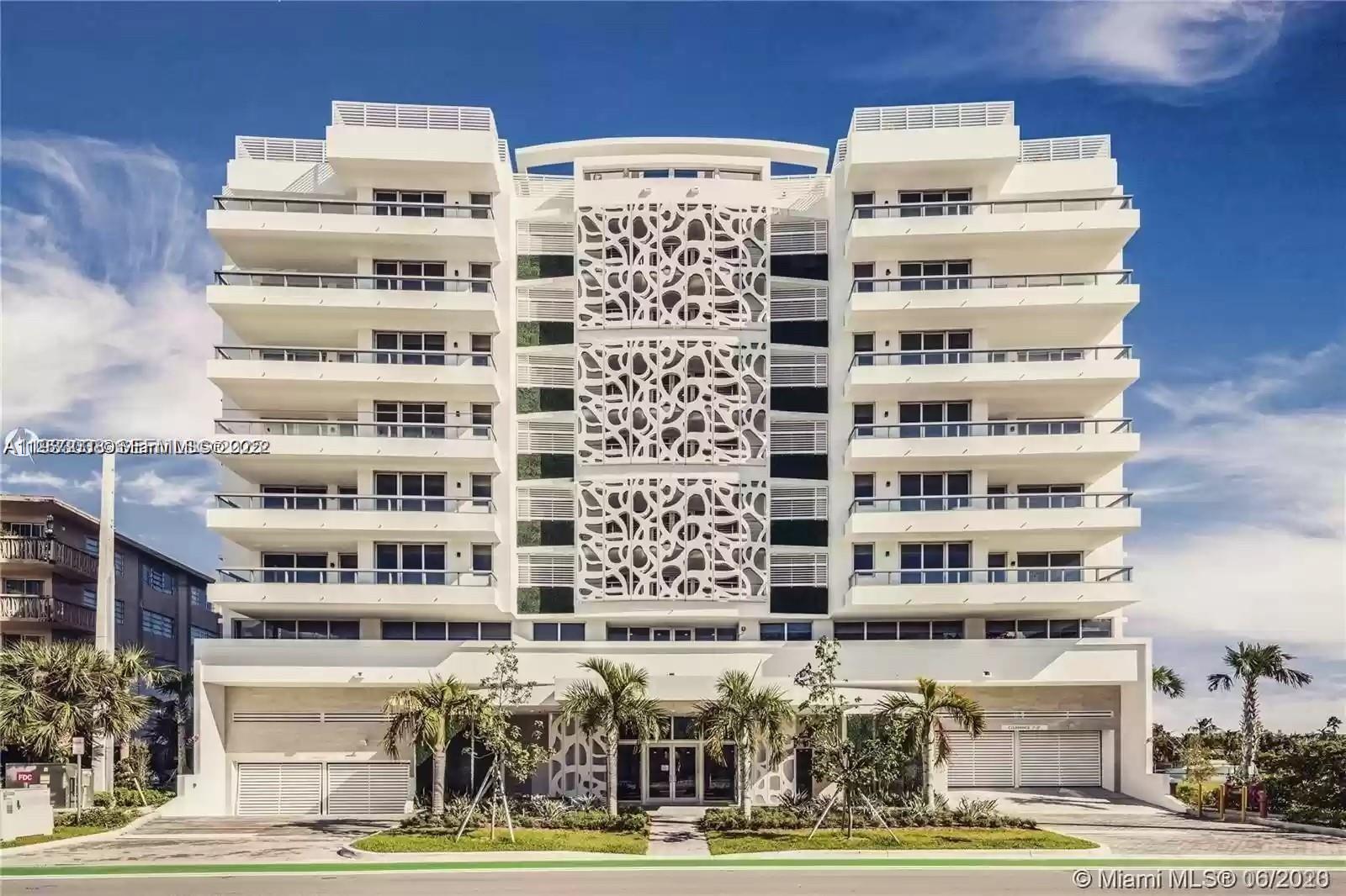 9261 E Bay Hbr Dr #305 Bay Harbor Islands, FL 33154