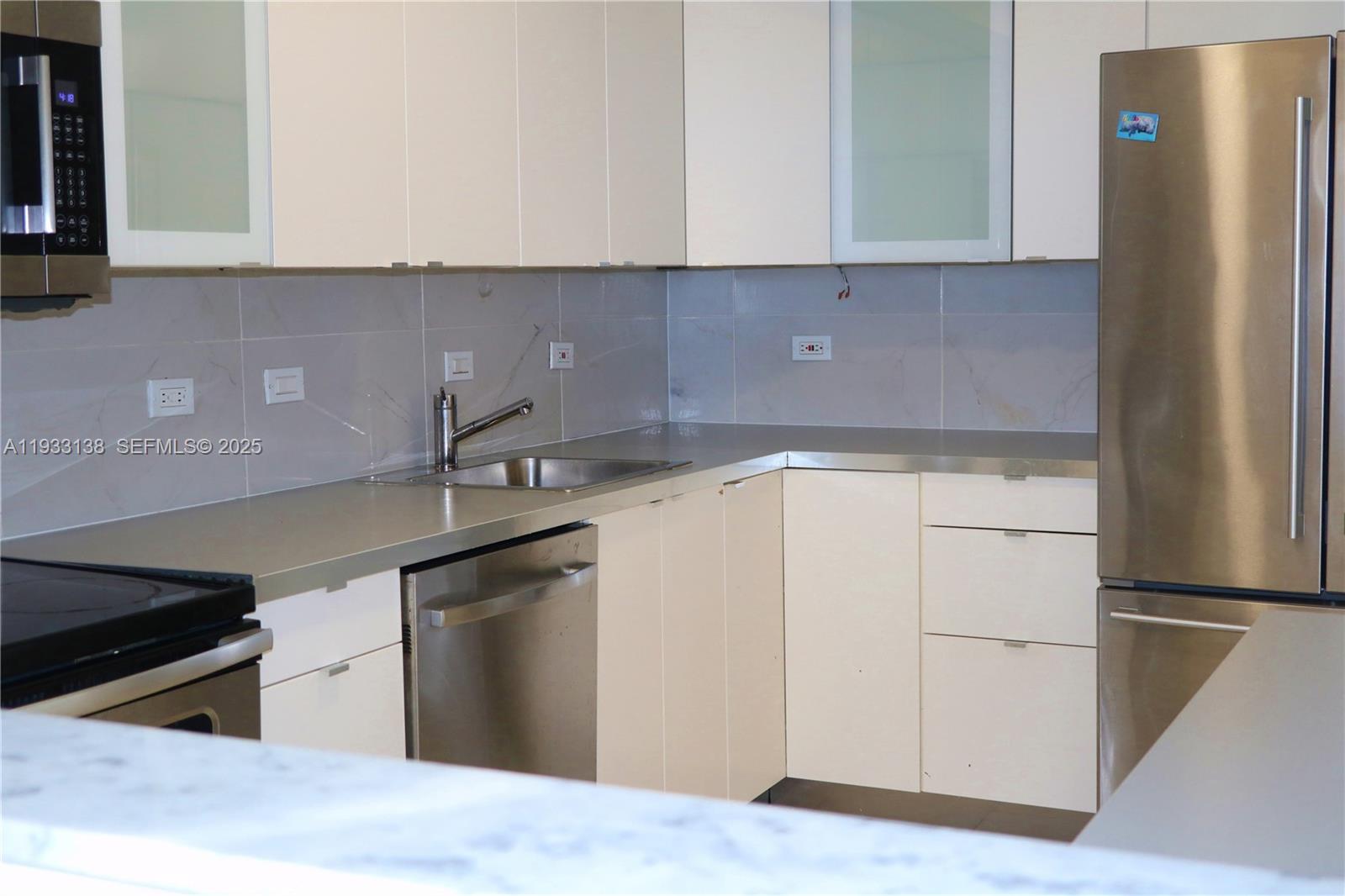 20515 E Country Clb Dr #1147 Aventura, FL 33180