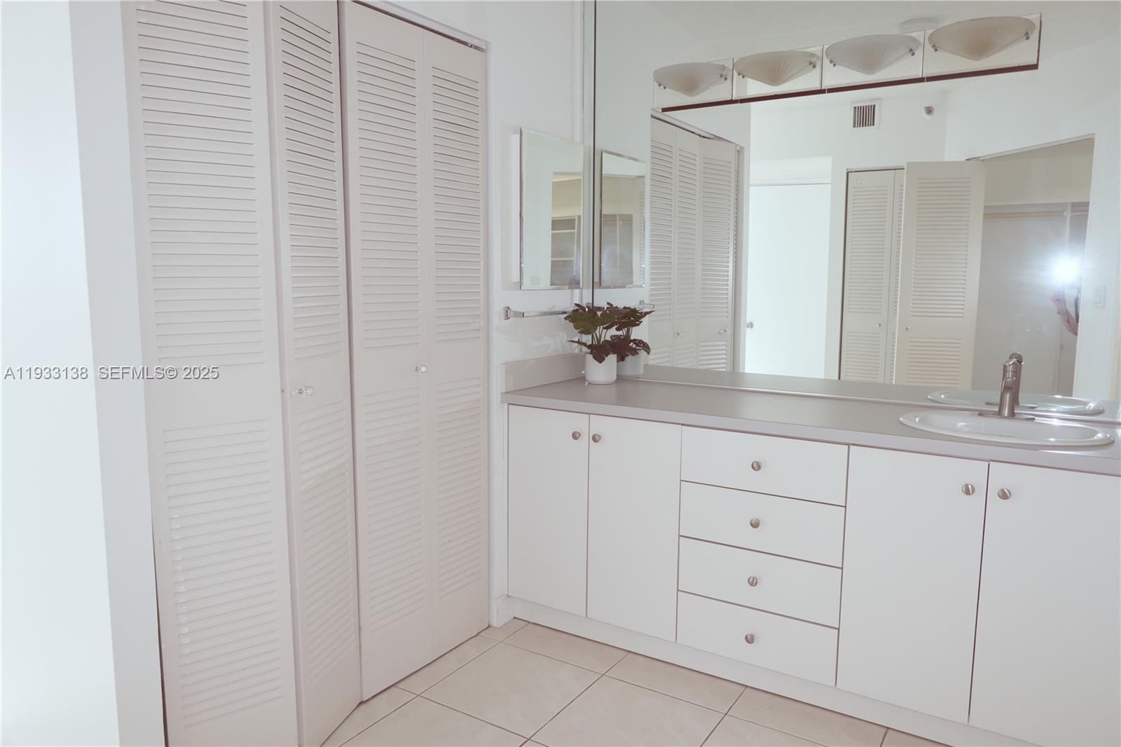 20515 E Country Clb Dr #1147 Aventura, FL 33180