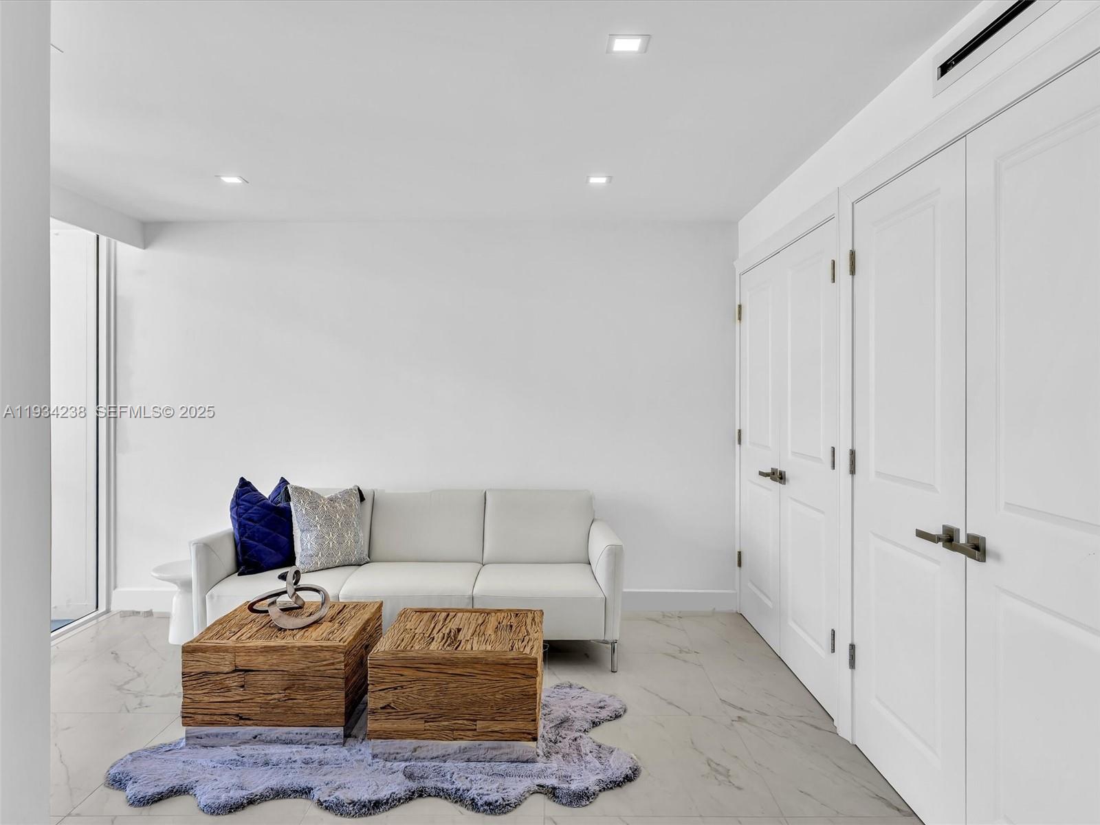 2200 S Ocean Ln #2103 Fort Lauderdale, FL 33316