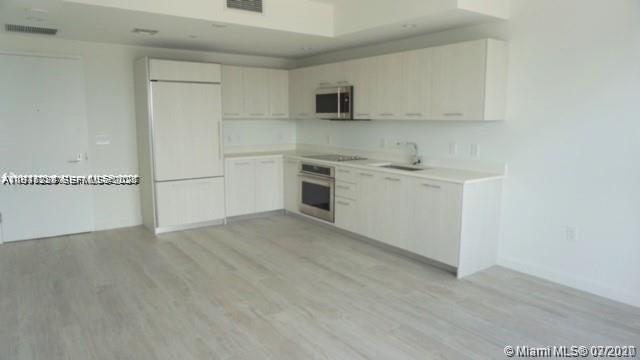 image Brickell Heights West4