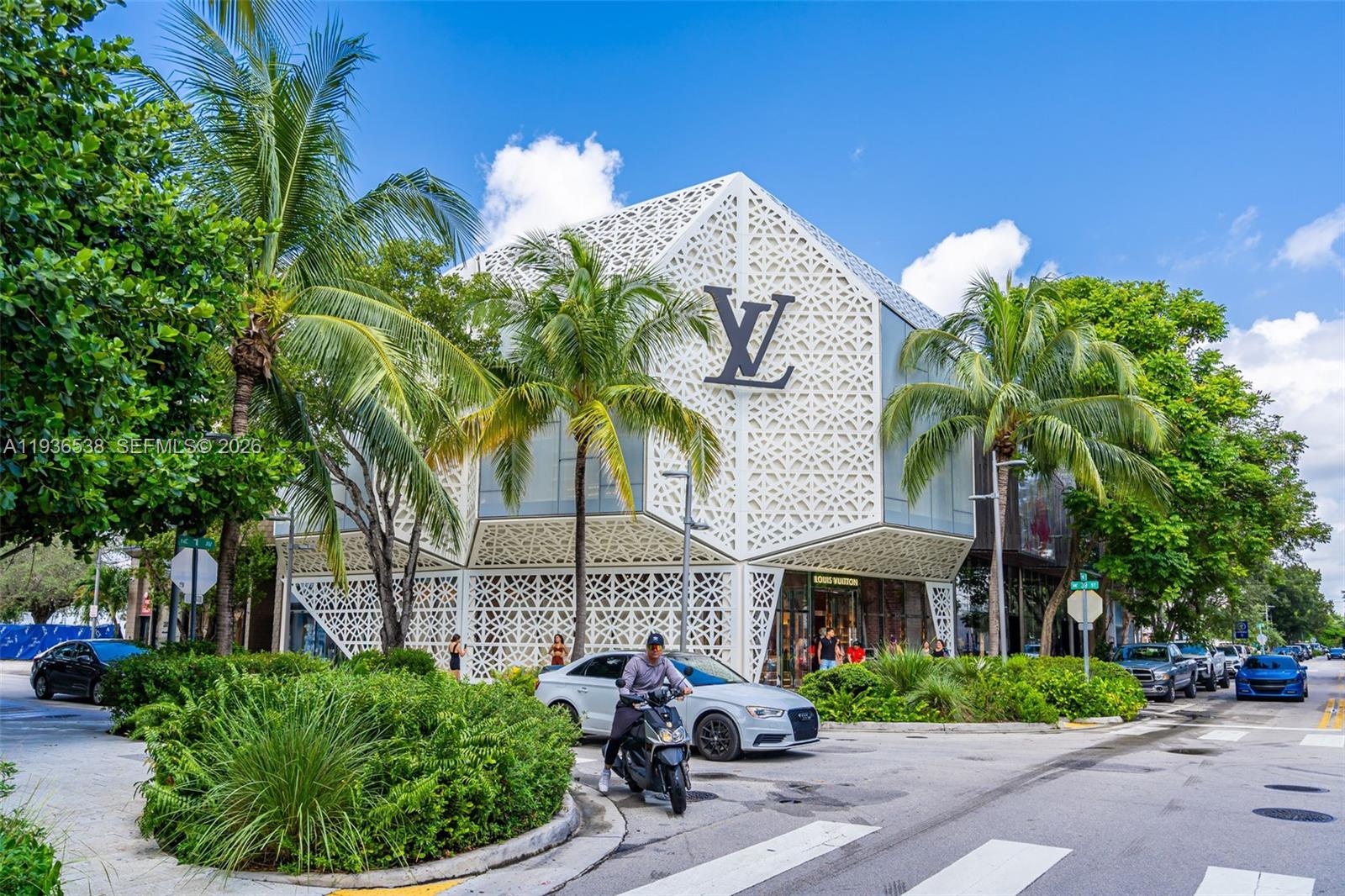 67 NE 44th St Miami, FL 33137