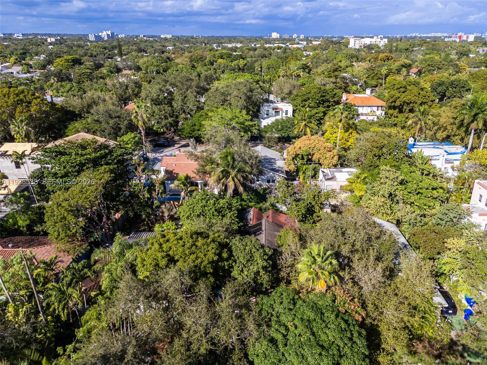 67 NE 44th St Miami, FL 33137