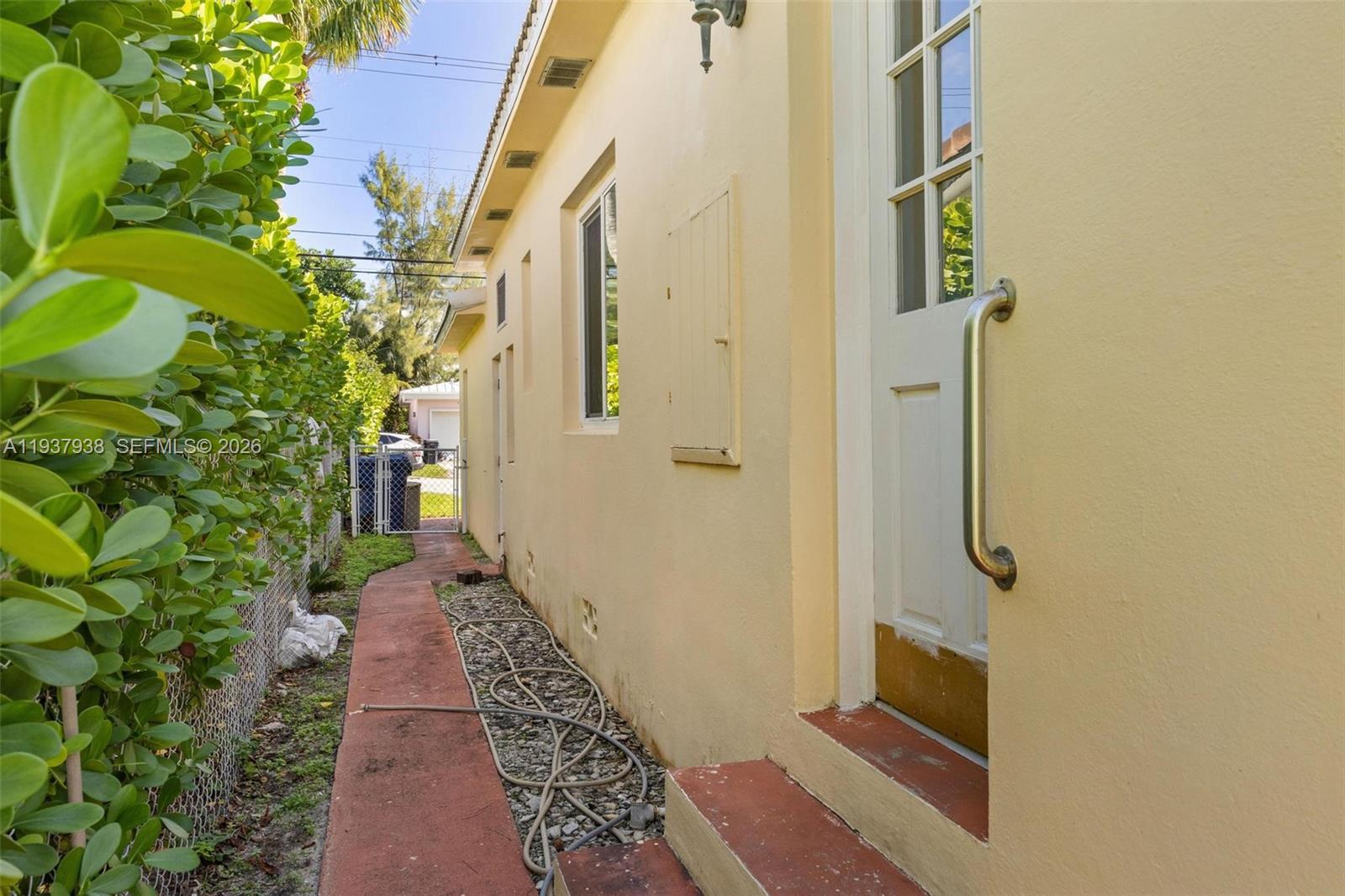 9148 Abbott Ave Surfside, FL 33154