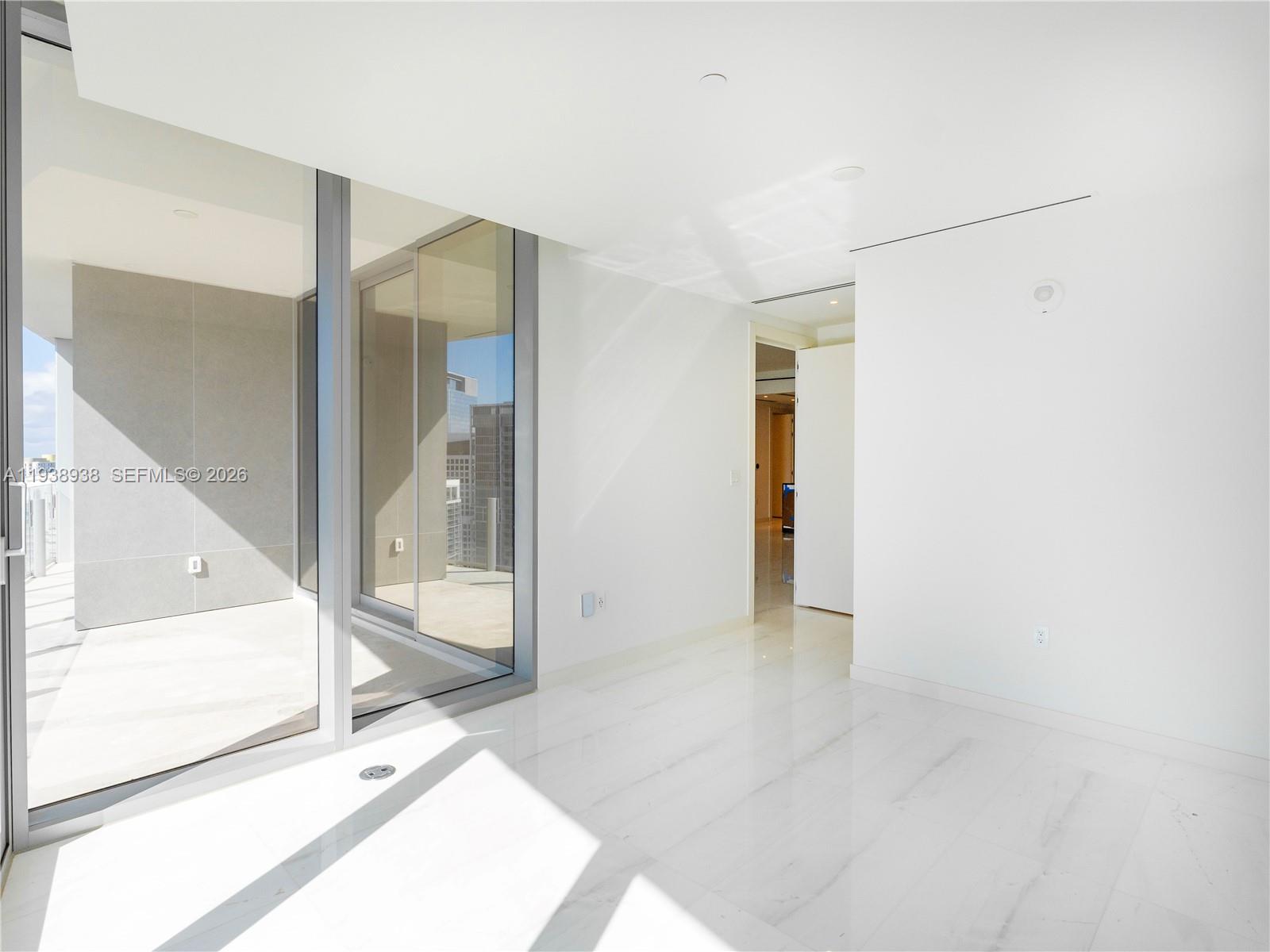 image Aston Martin Residences15