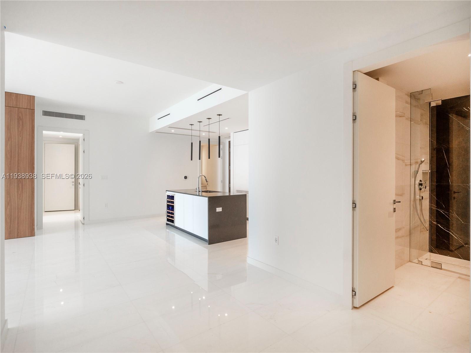 image Aston Martin Residences4