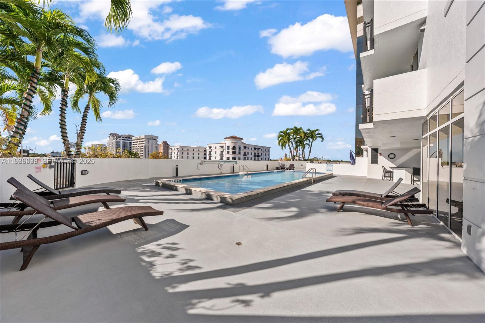 357 Almeria Ave #1406 Coral Gables, FL 33134