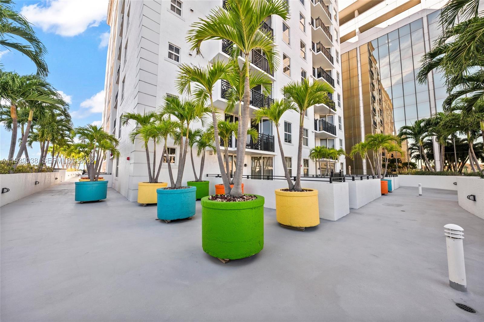 357 Almeria Ave #1406 Coral Gables, FL 33134