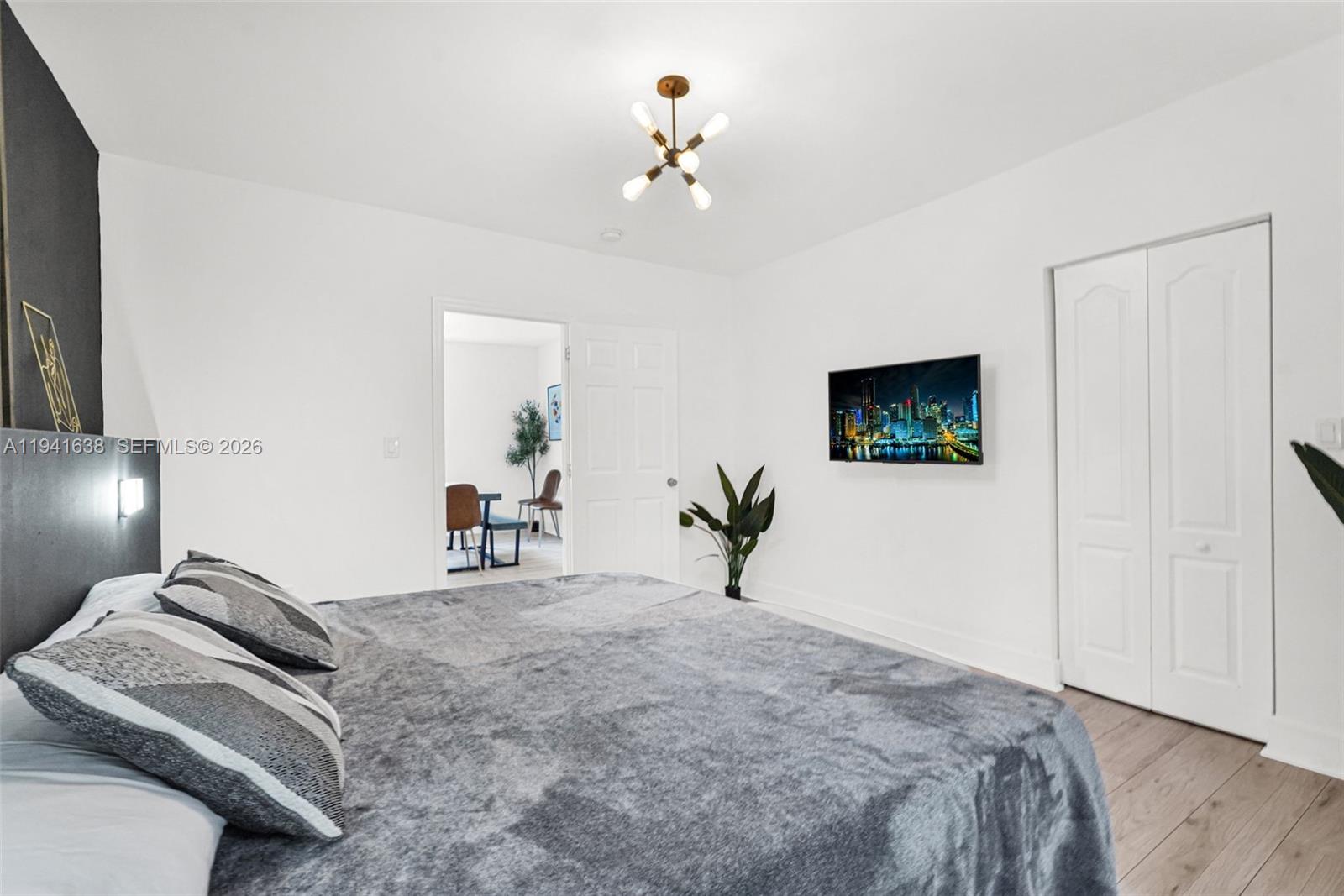 37 NW 47th St Miami, FL 33127