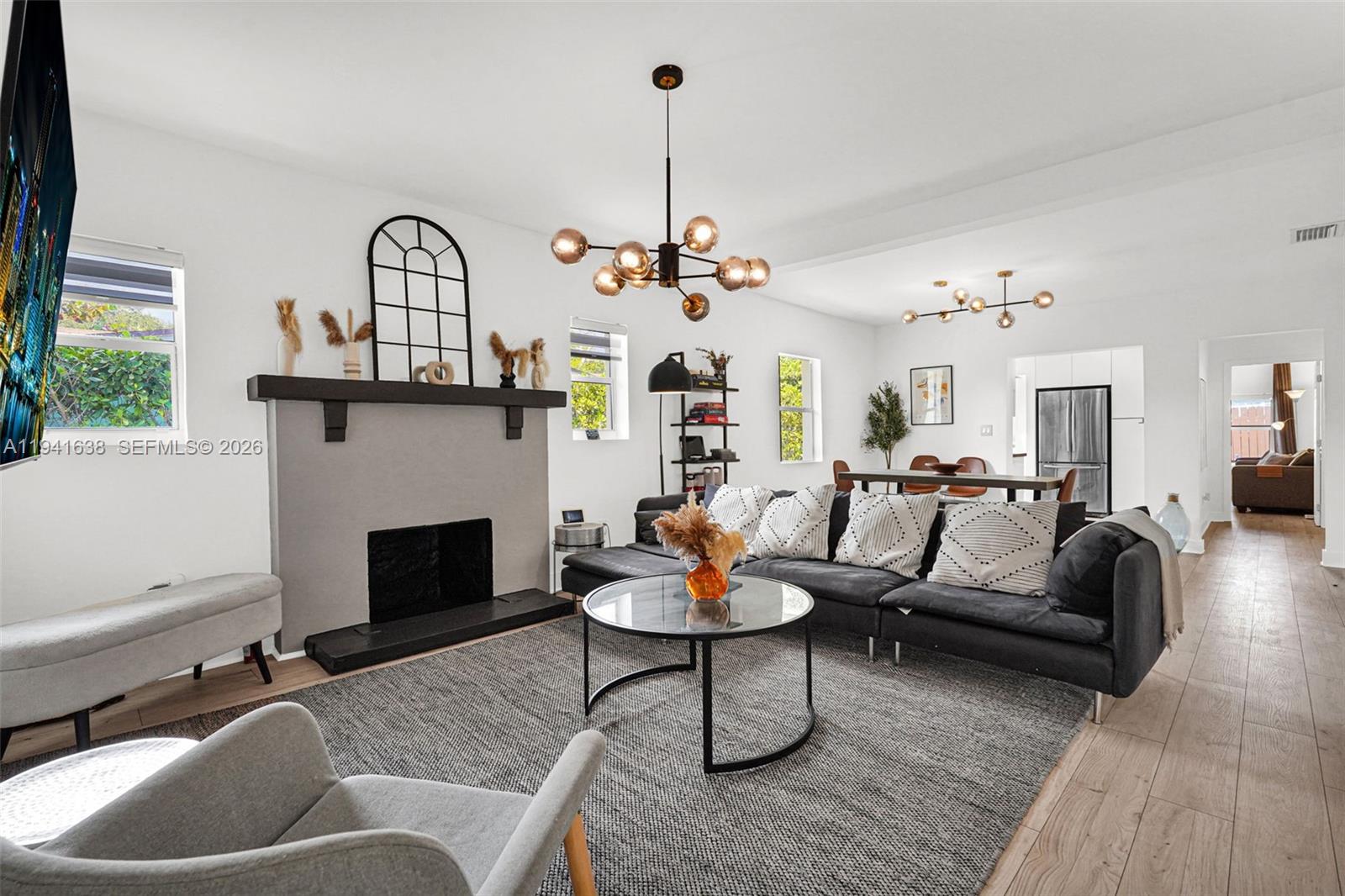 37 NW 47th St Miami, FL 33127