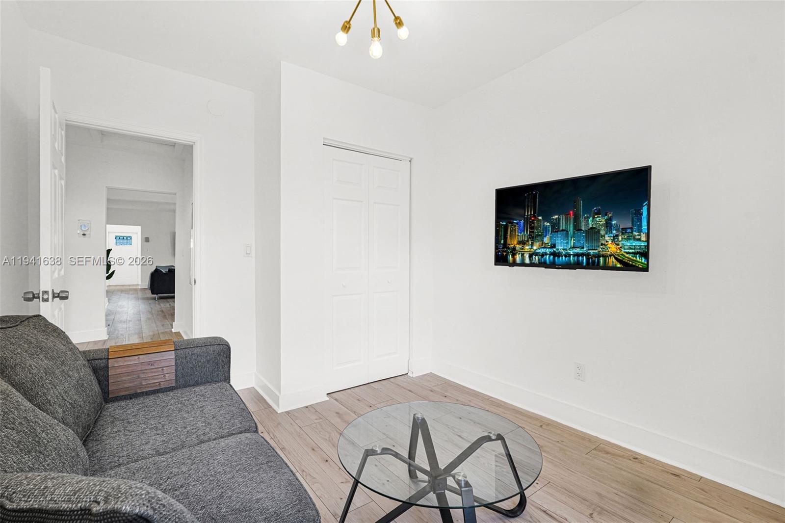 37 NW 47th St Miami, FL 33127