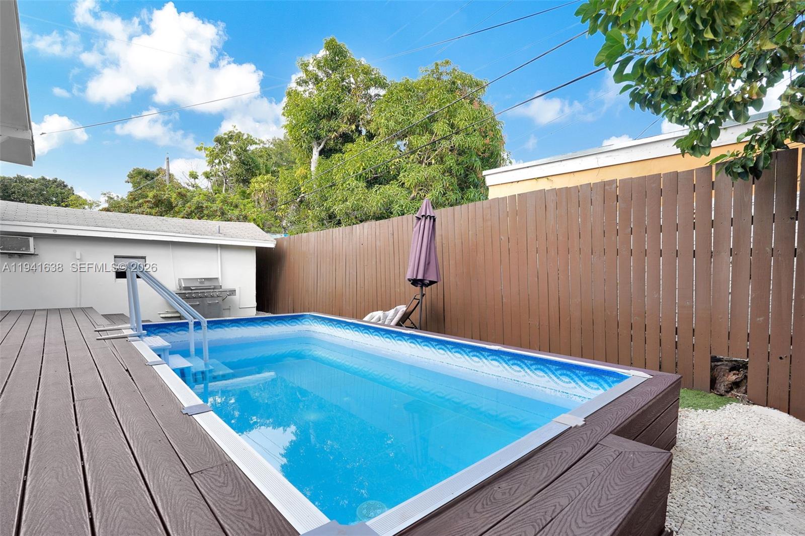 37 NW 47th St Miami, FL 33127