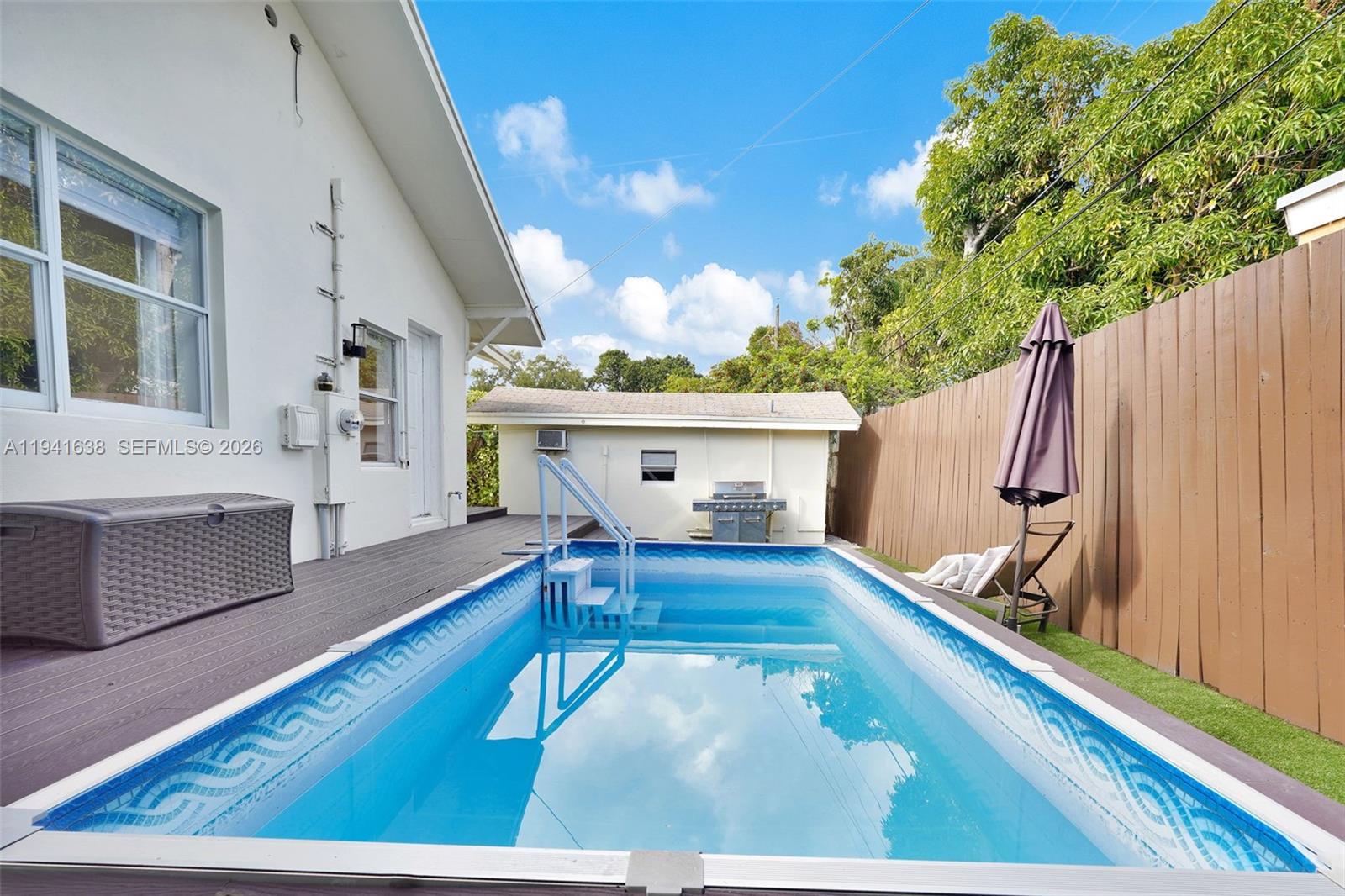 37 NW 47th St Miami, FL 33127