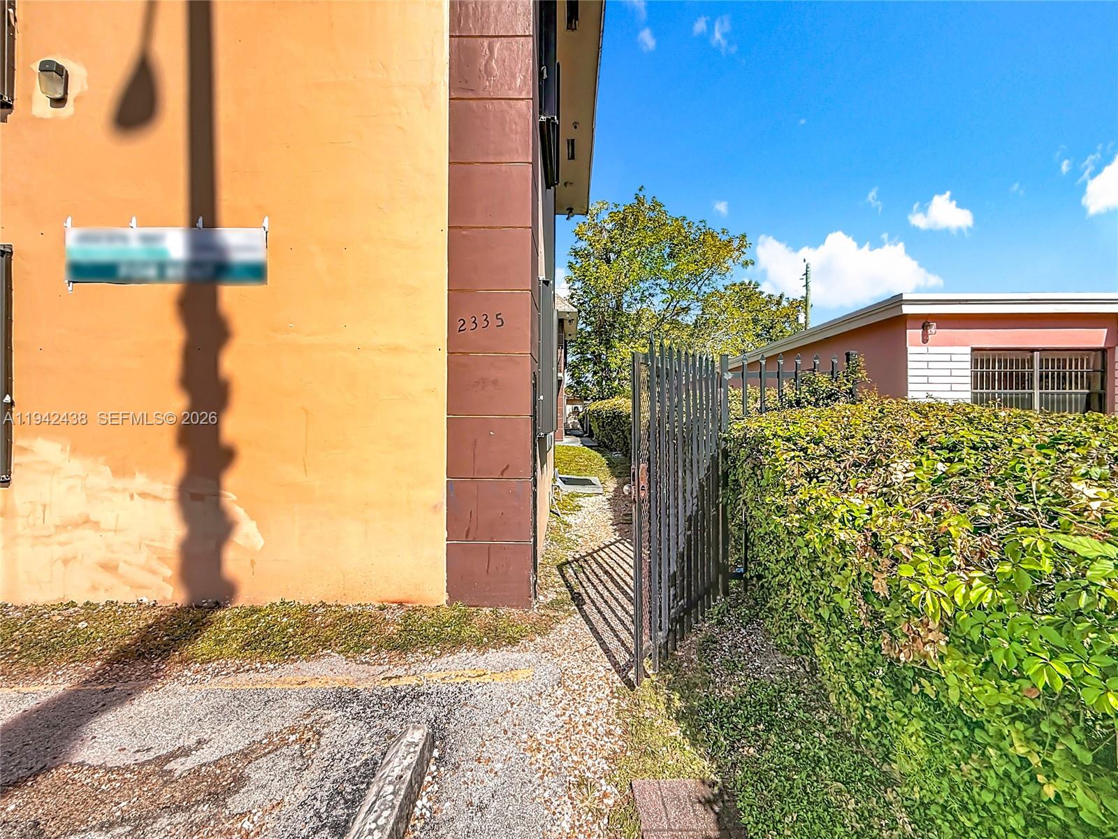 2335 NE 172nd St #3 North Miami Beach, FL 33160