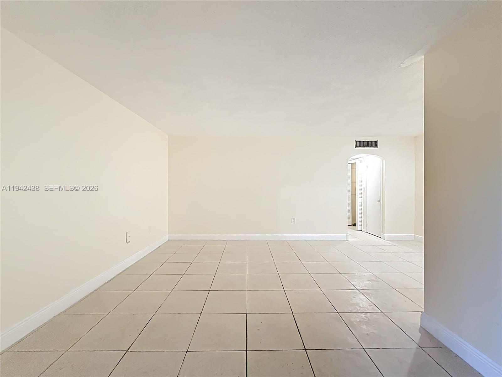 2335 NE 172nd St #3 North Miami Beach, FL 33160