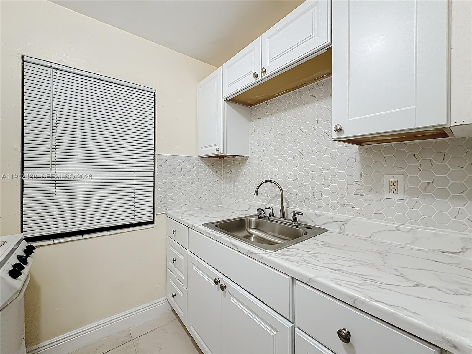 2335 NE 172nd St #3 North Miami Beach, FL 33160