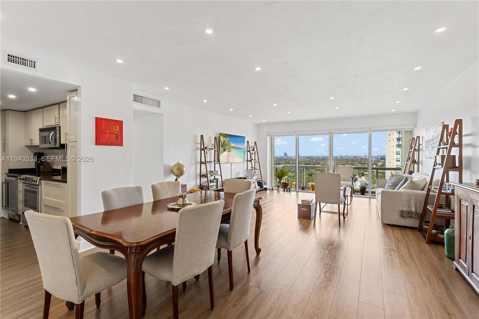 2451 Brickell Ave #PHL Miami, FL 33129