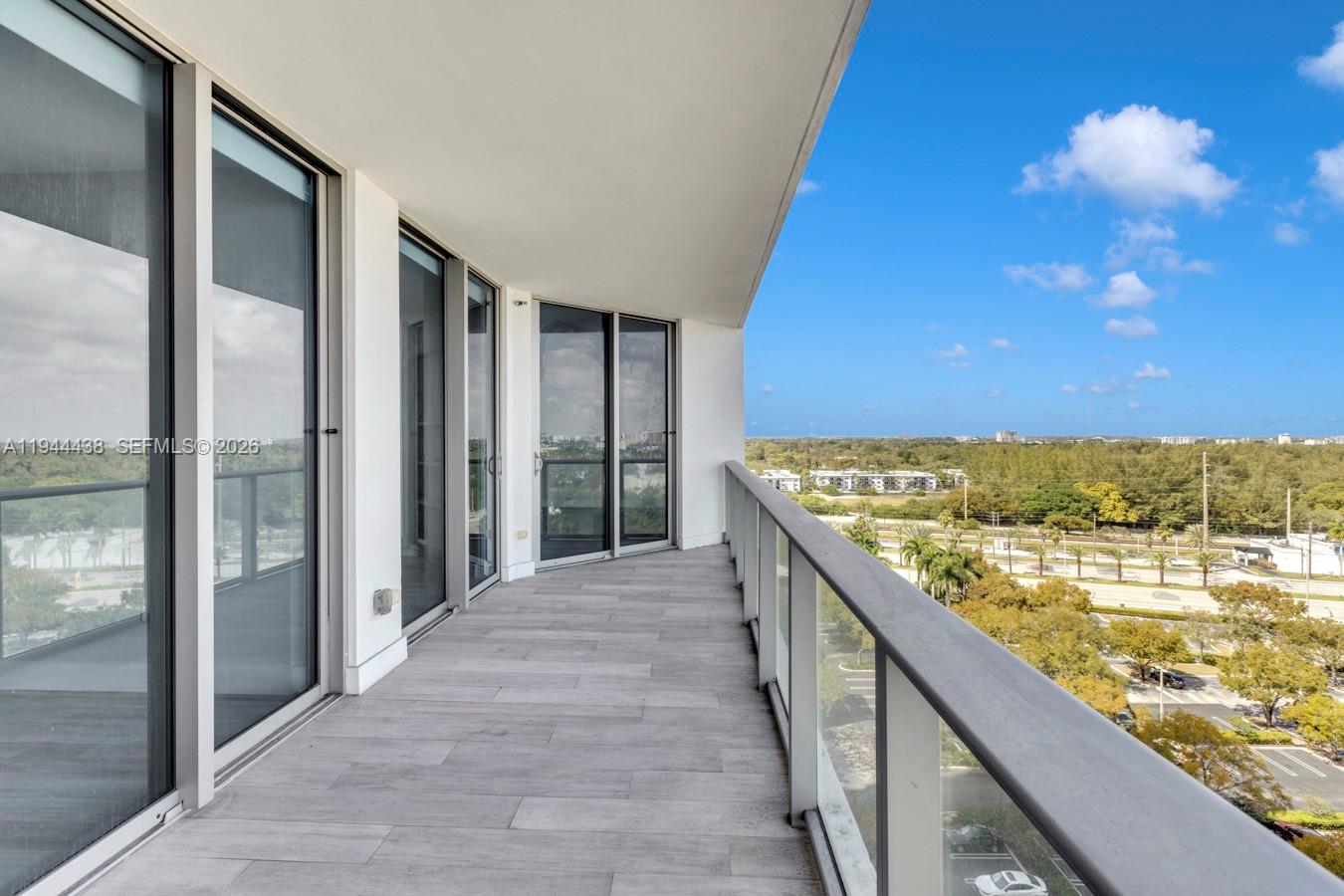 17301 Biscayne Blvd #1106 North Miami Beach, FL 33160