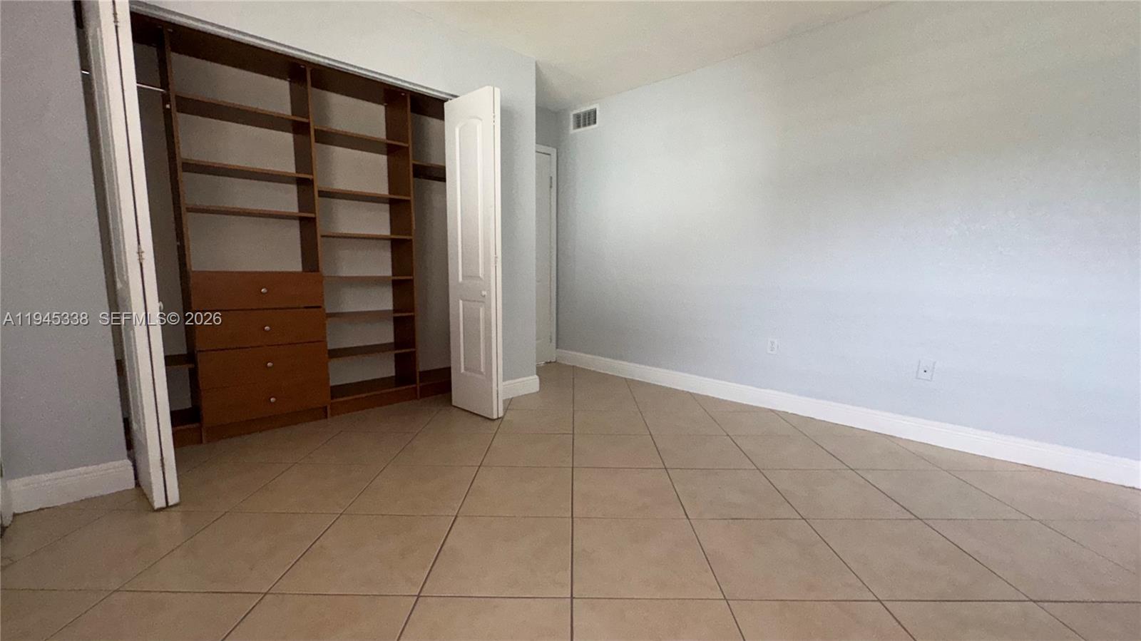 8475 SW 94th St #203E Miami, FL 33156