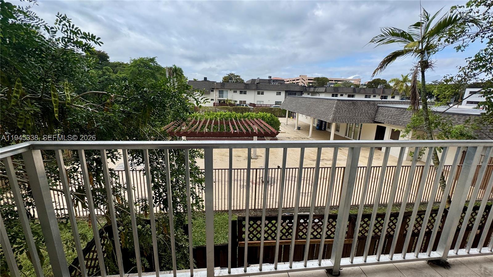 8475 SW 94th St #203E Miami, FL 33156