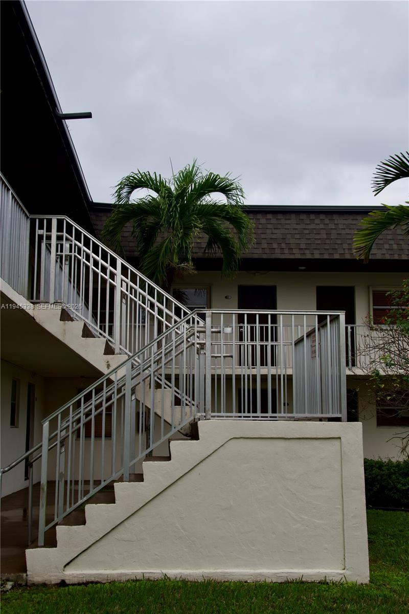 8475 SW 94th St #203E Miami, FL 33156