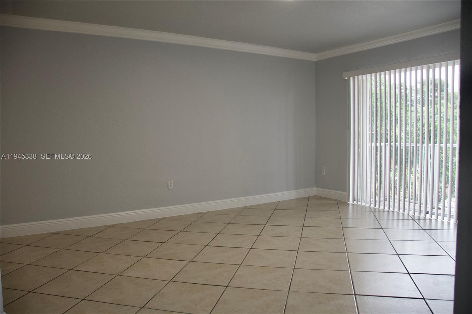 8475 SW 94th St #203E Miami, FL 33156