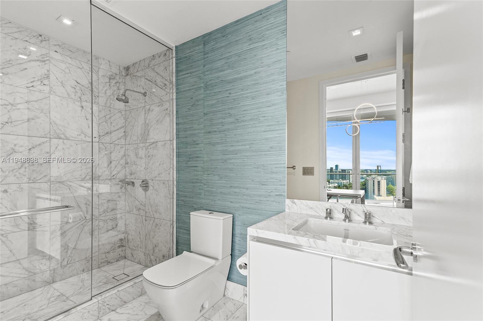 16901 Collins Ave #1203 Sunny Isles Beach, FL 33160