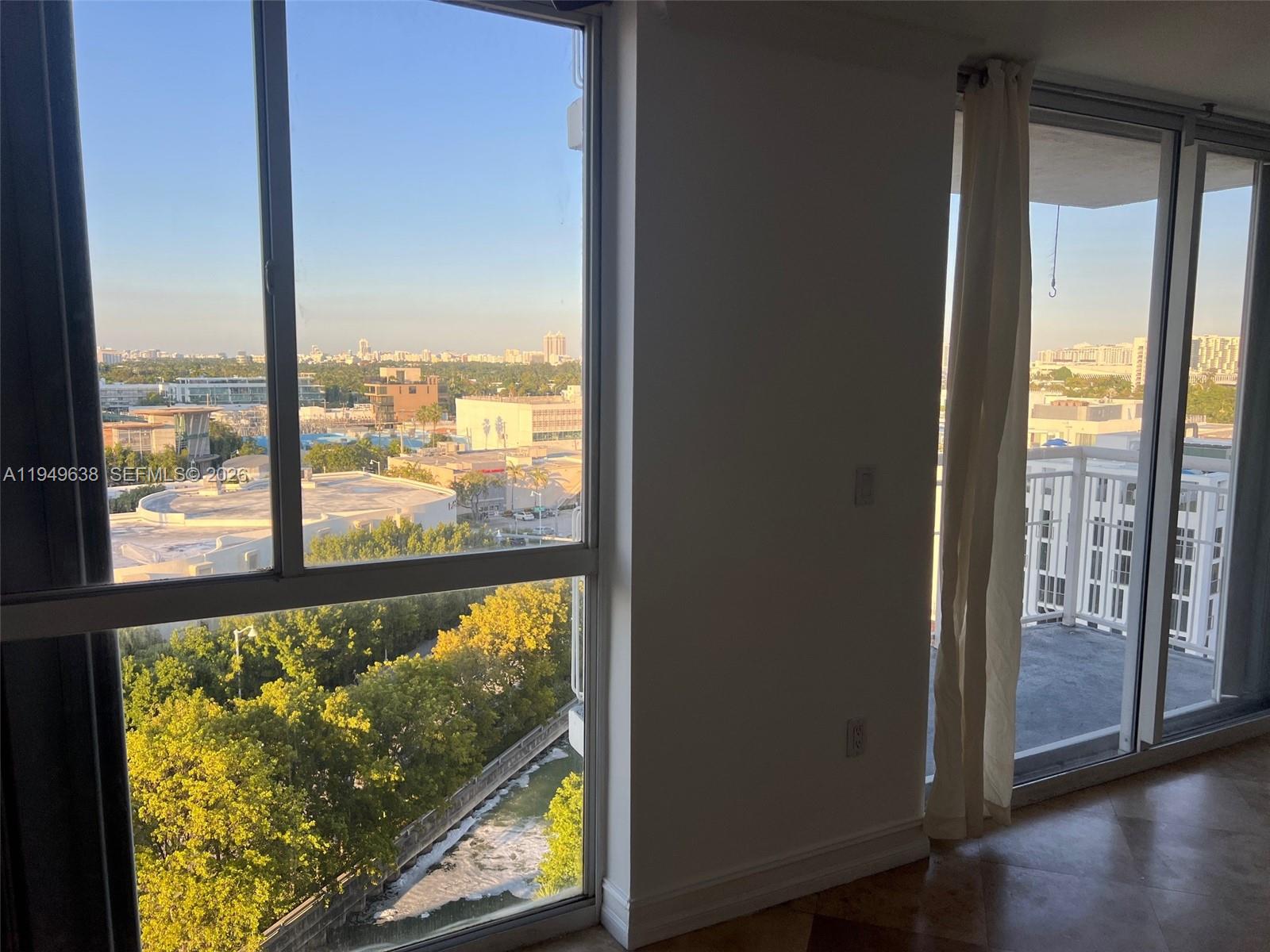 1688 West Ave #1005 Miami Beach, FL 33139