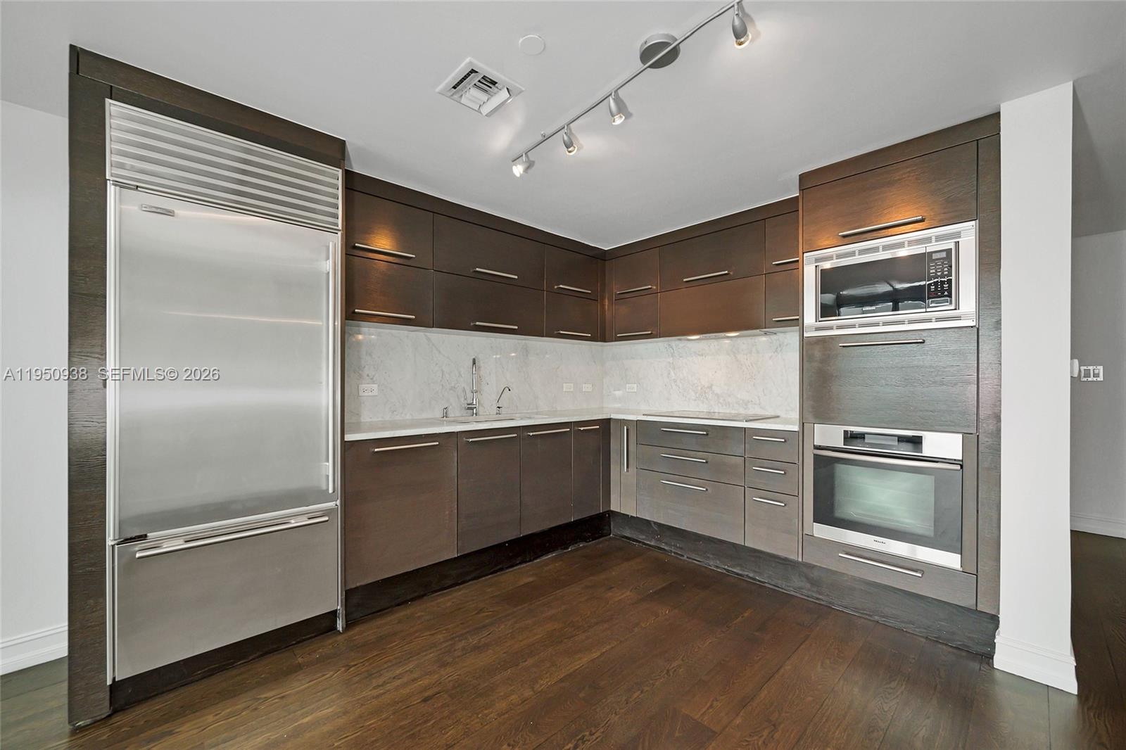 image 900 Biscayne Bay9