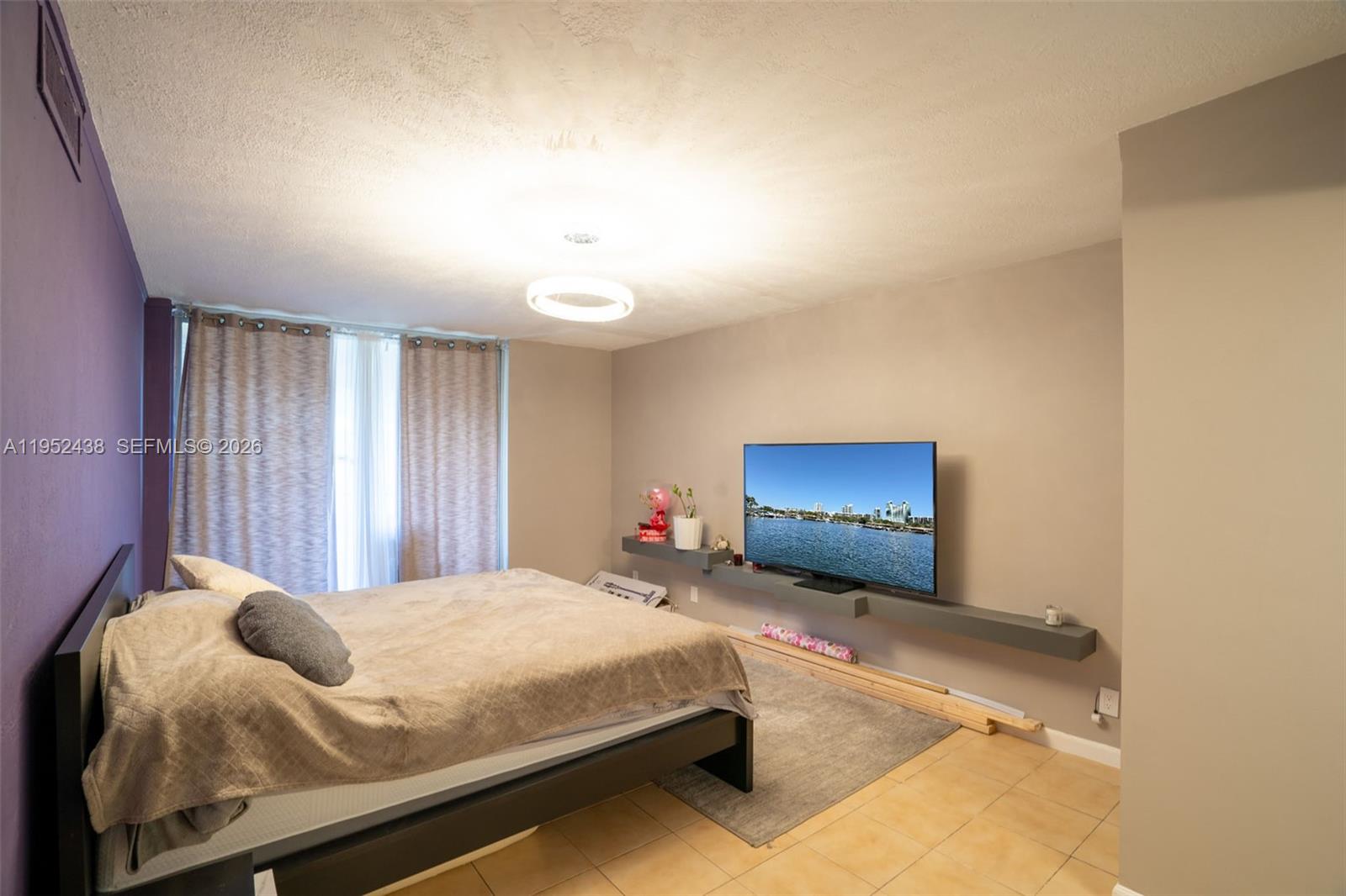 2101 Atlantic Shores Blvd #120 Hallandale Beach, FL 33009