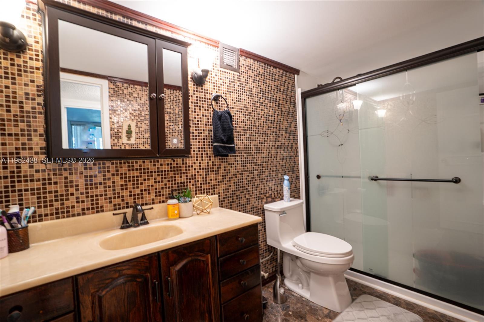 2101 Atlantic Shores Blvd #120 Hallandale Beach, FL 33009