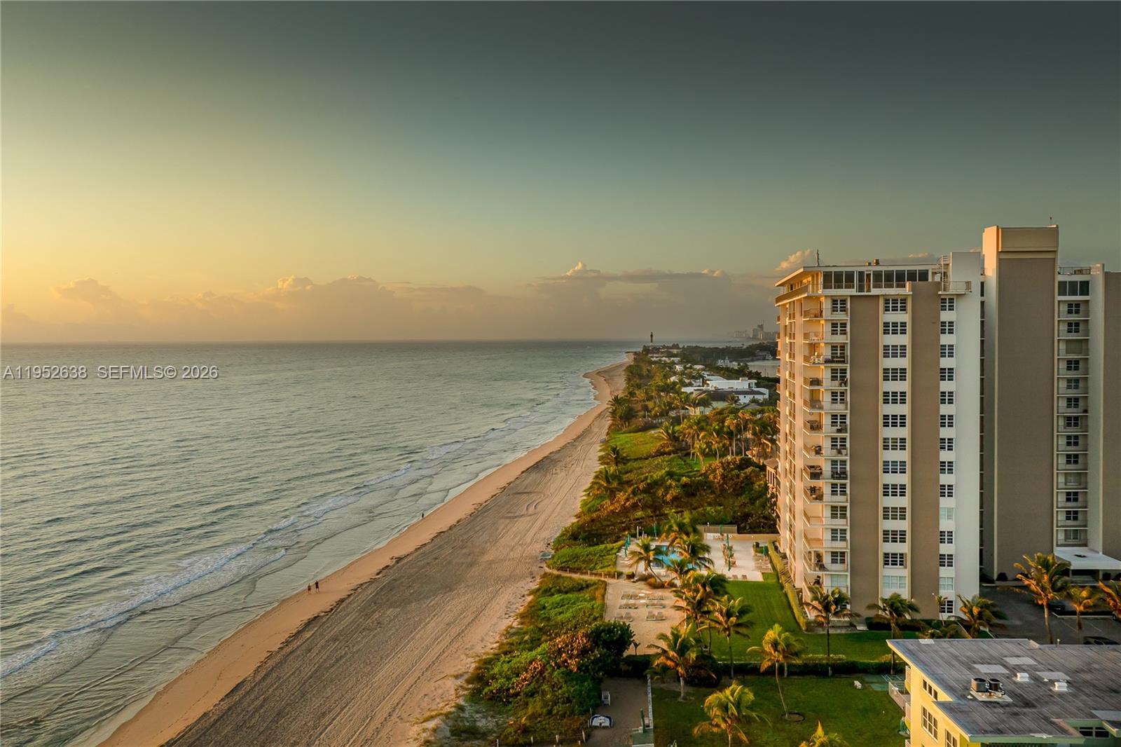 1021 Hillsboro Mile #RG Hillsboro Beach, FL 33062