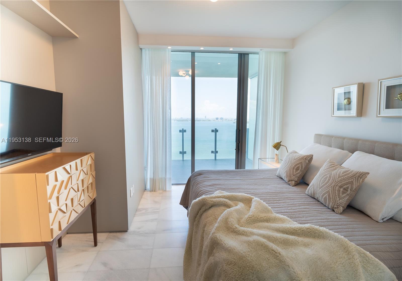 700 NE 26th Ter #2602 Miami, FL 33137