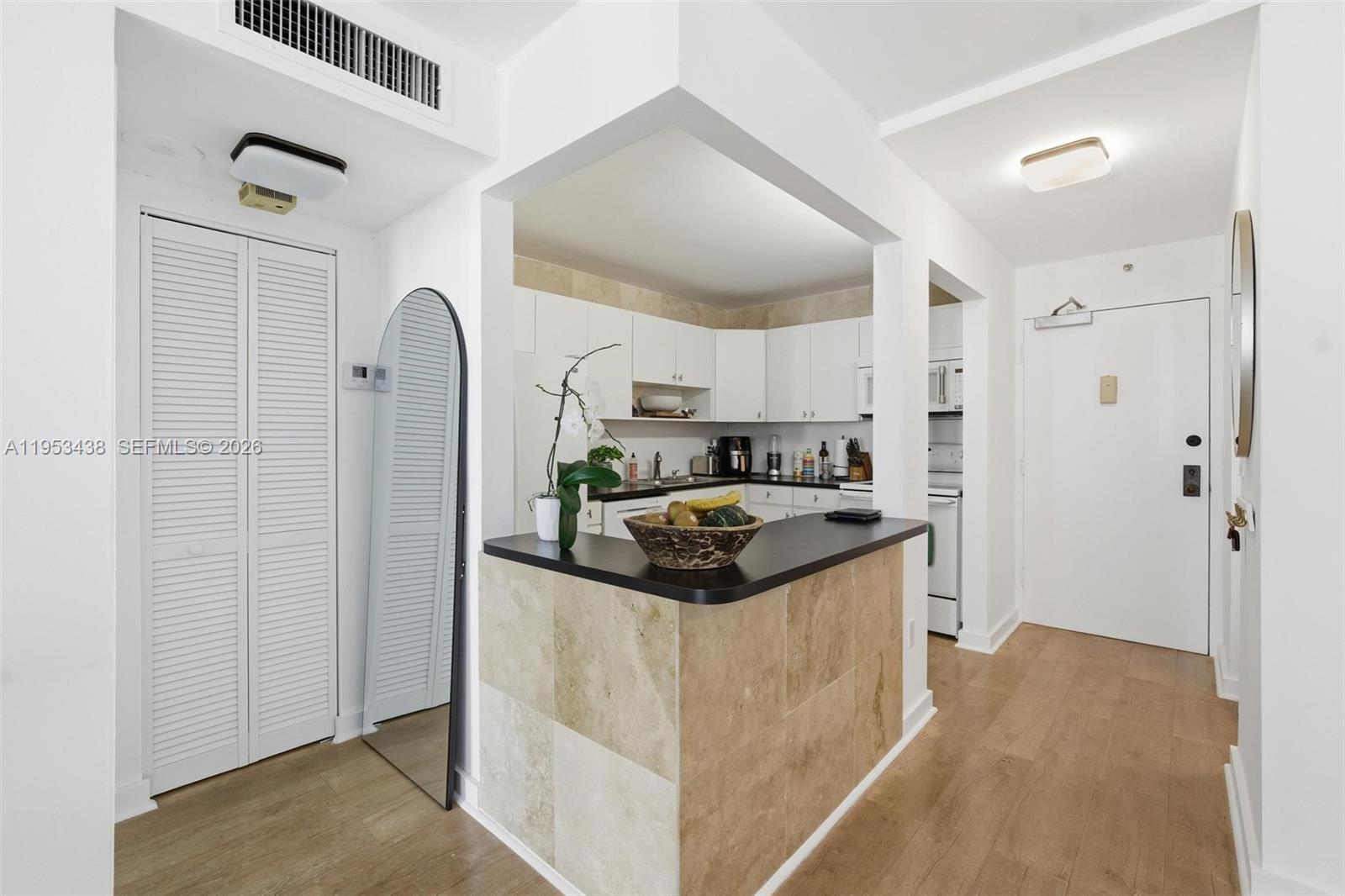 image Brickell Harbour14