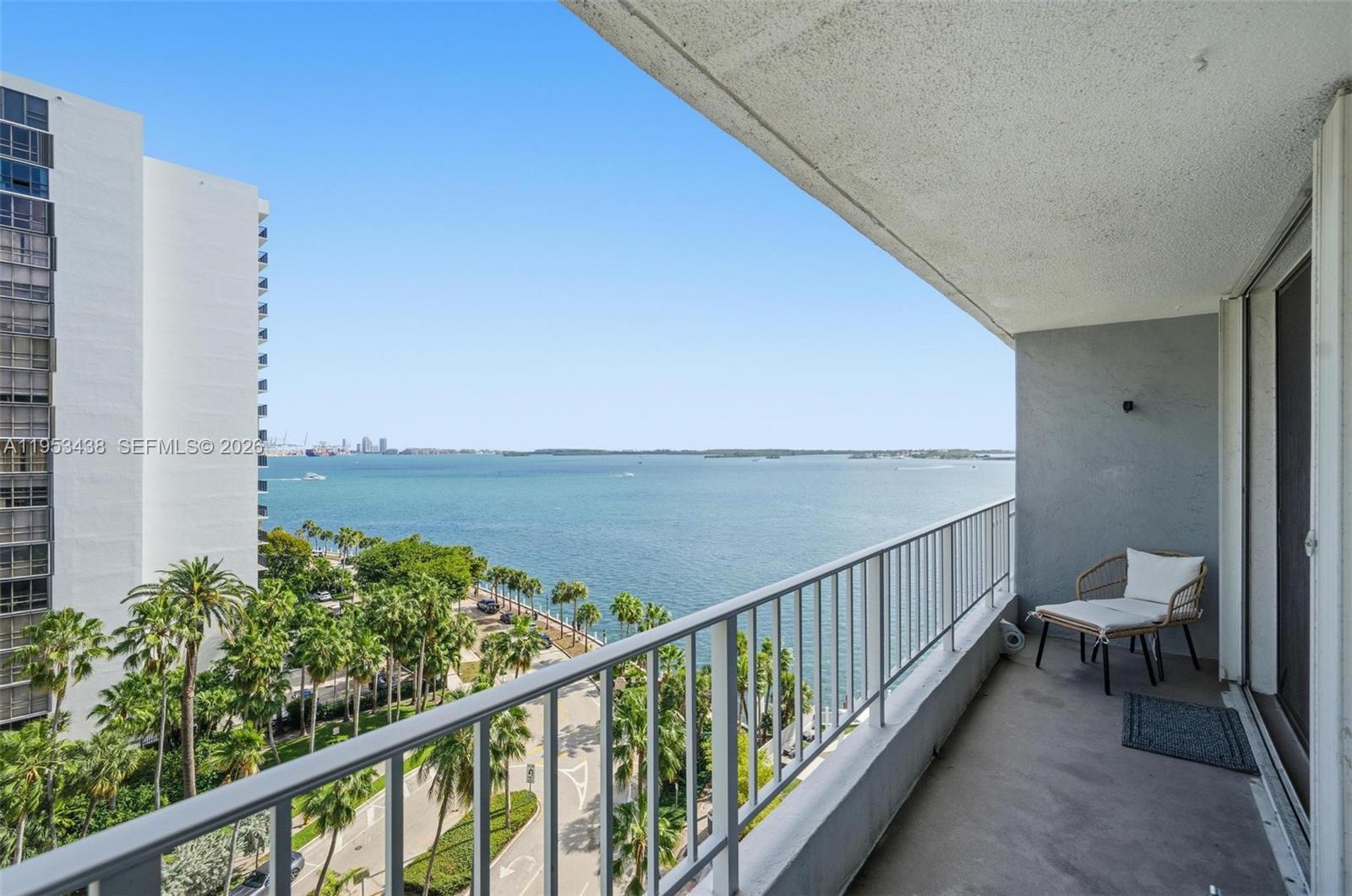 image Brickell Harbour1