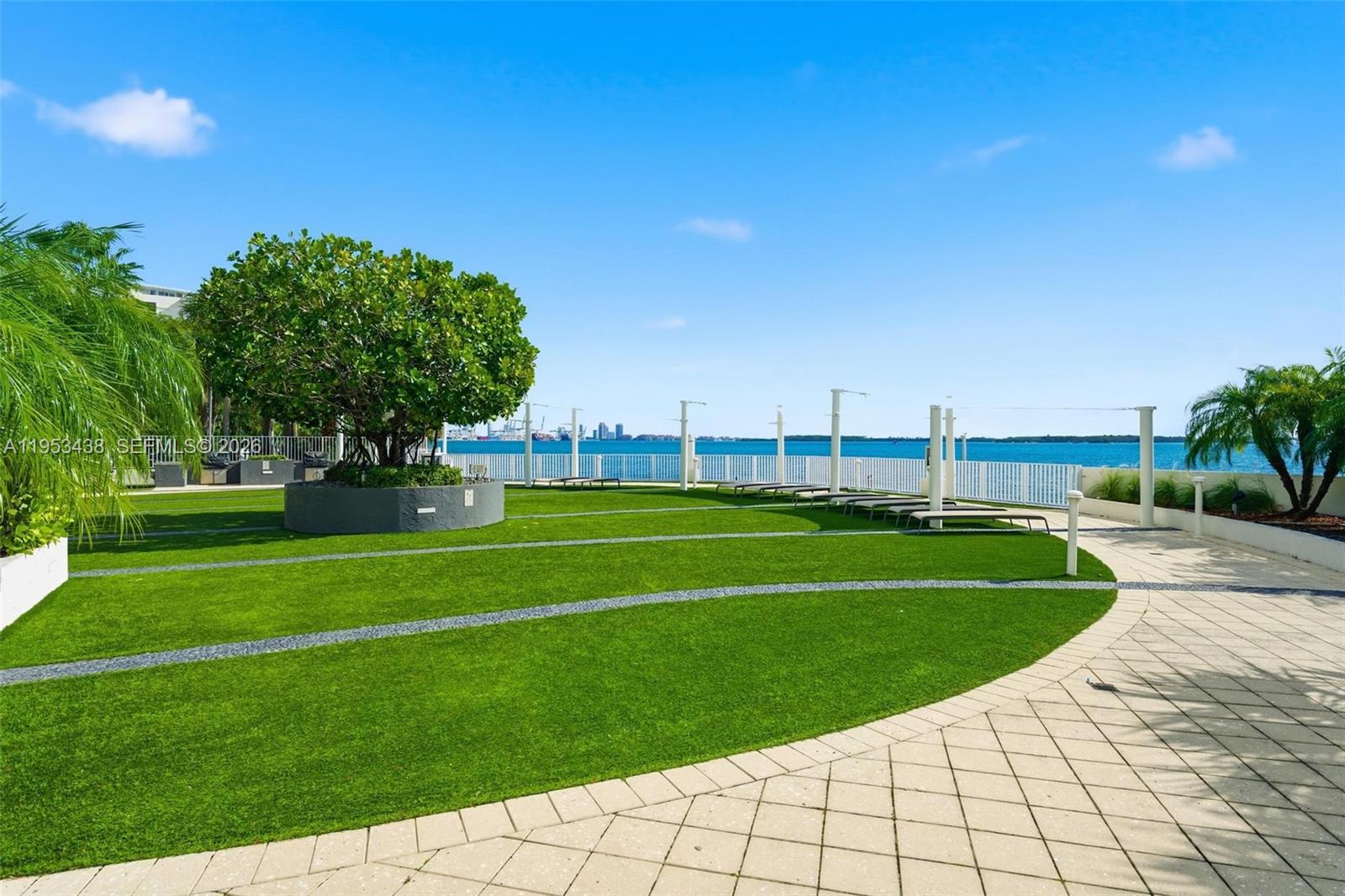 image Brickell Harbour20