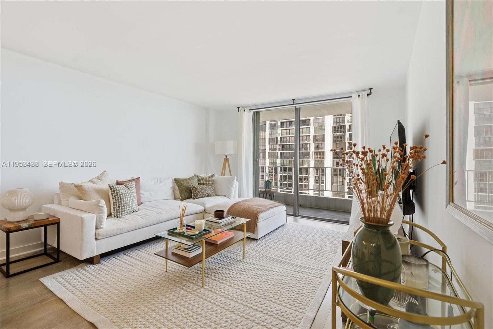 image Brickell Harbour4