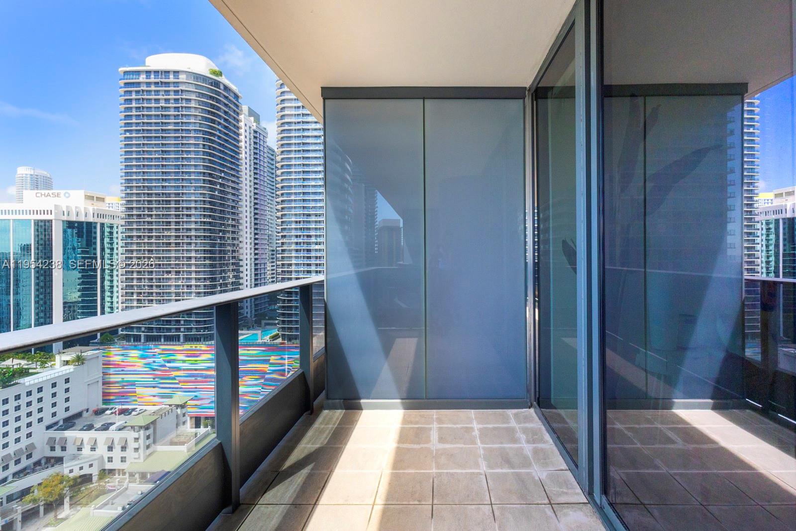 image Brickell Flatiron16